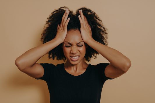 Perte de cheveux et stress : le guide complet pour en sortir